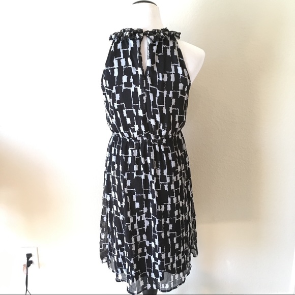 Merona Black & White Ruffle Dress Size Medium - Picture 4 of 8